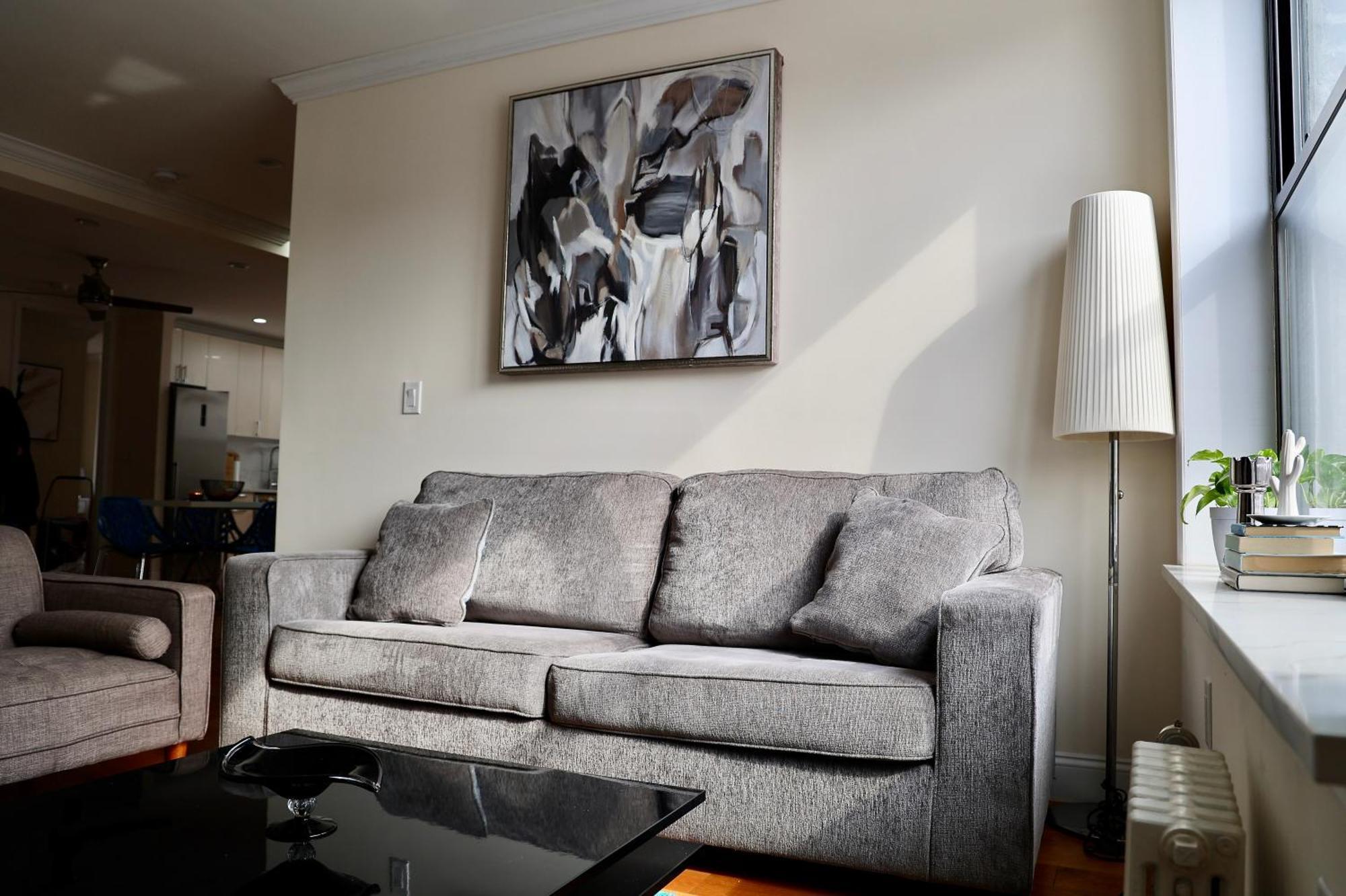 Modern 4 Bedroom In *