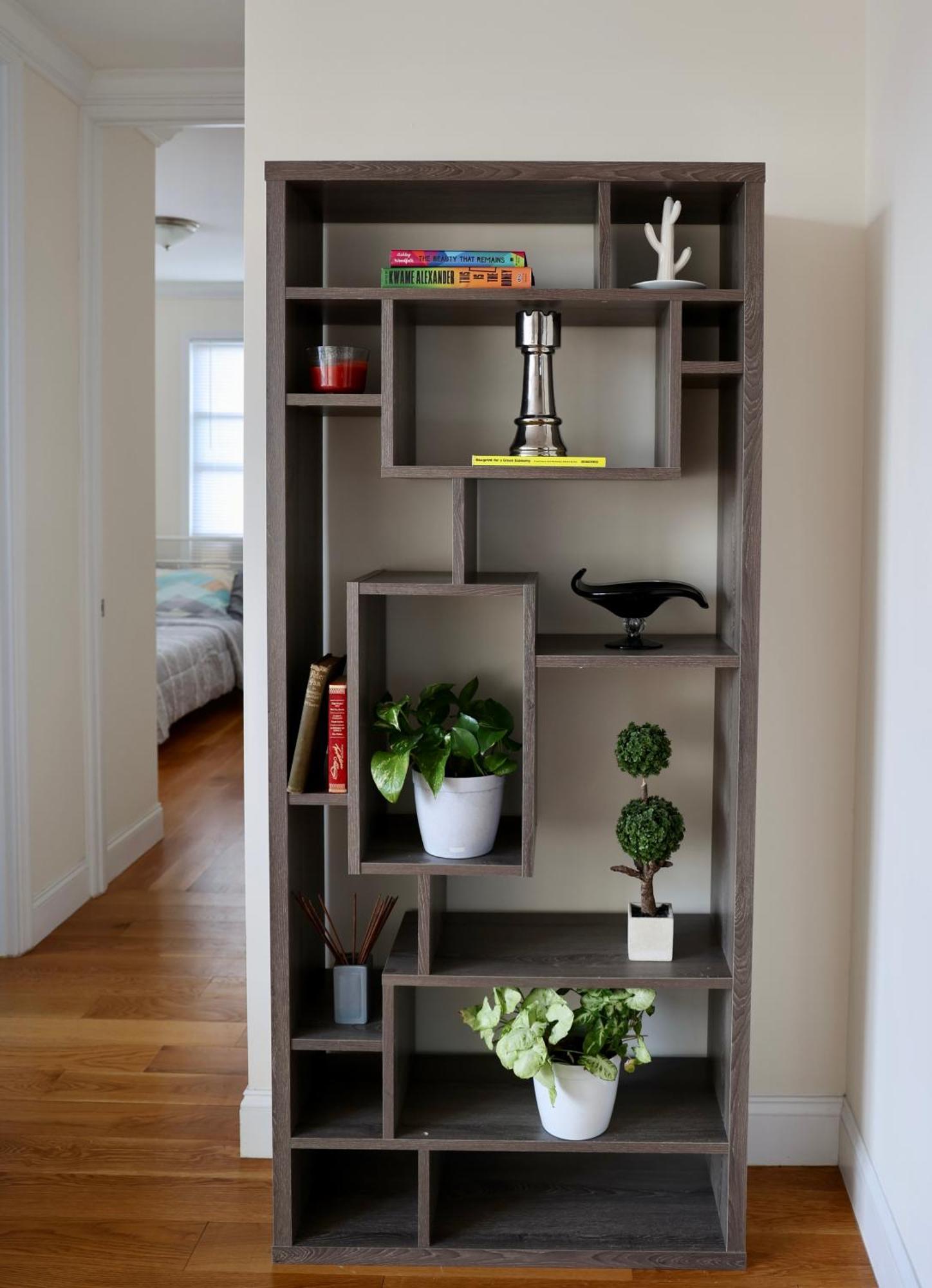 Modern 4 Bedroom In *